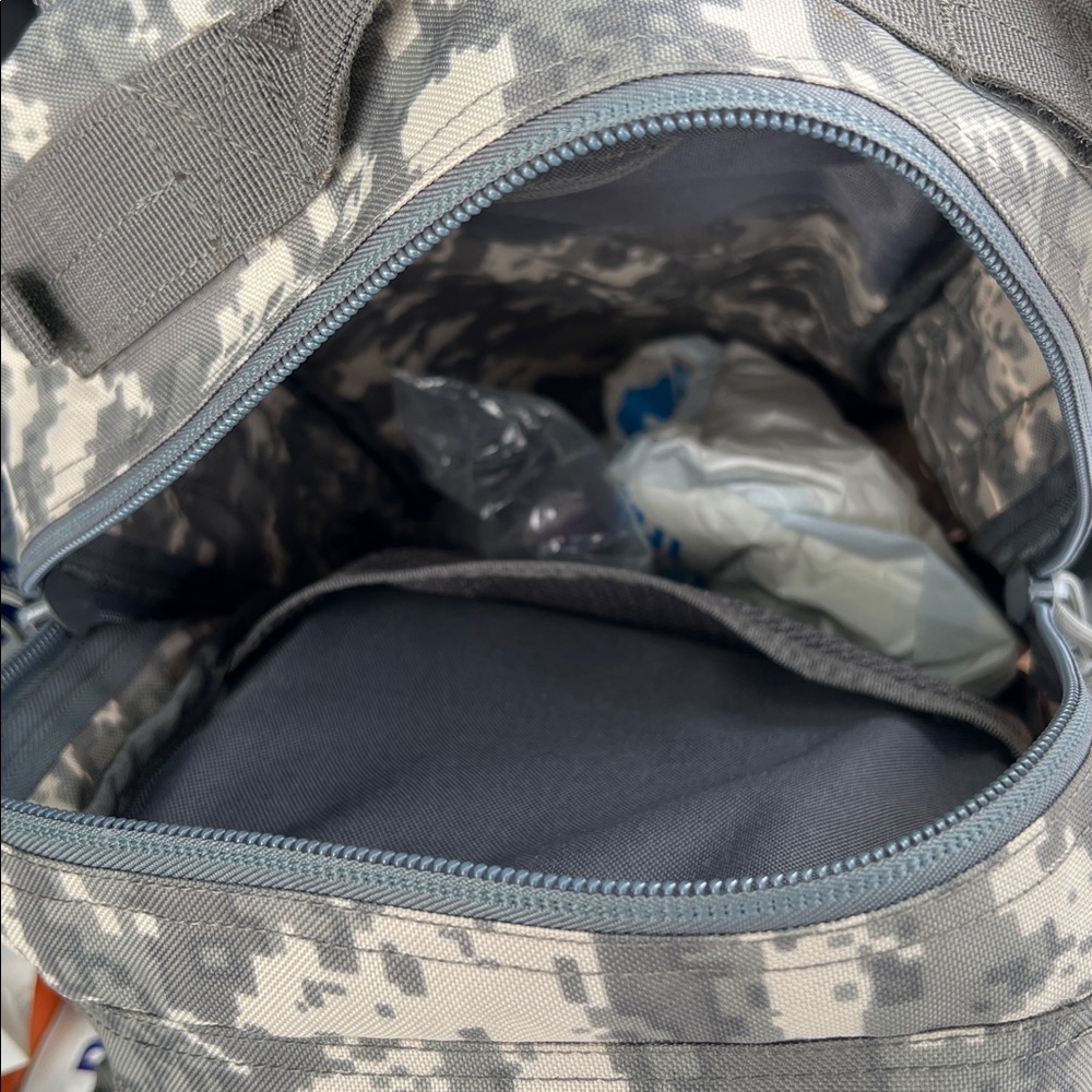Camouflage Tactical Medical Backpack - Picture 6 of 7